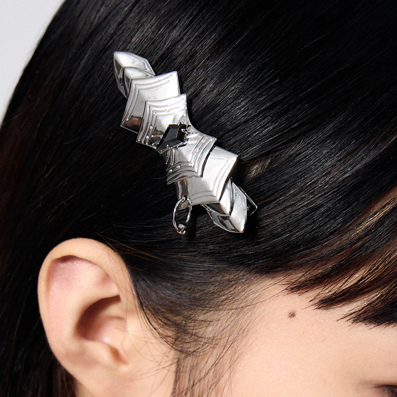 Armor Bow Hair Clip - Image 3