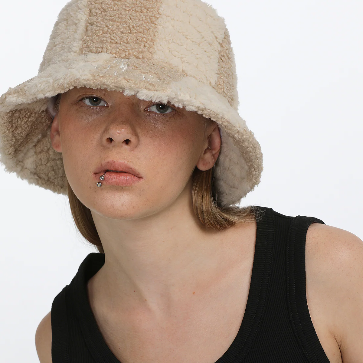 The X-Files Bone Logo Embroidered Patchwork Bucket Hat - Image 4